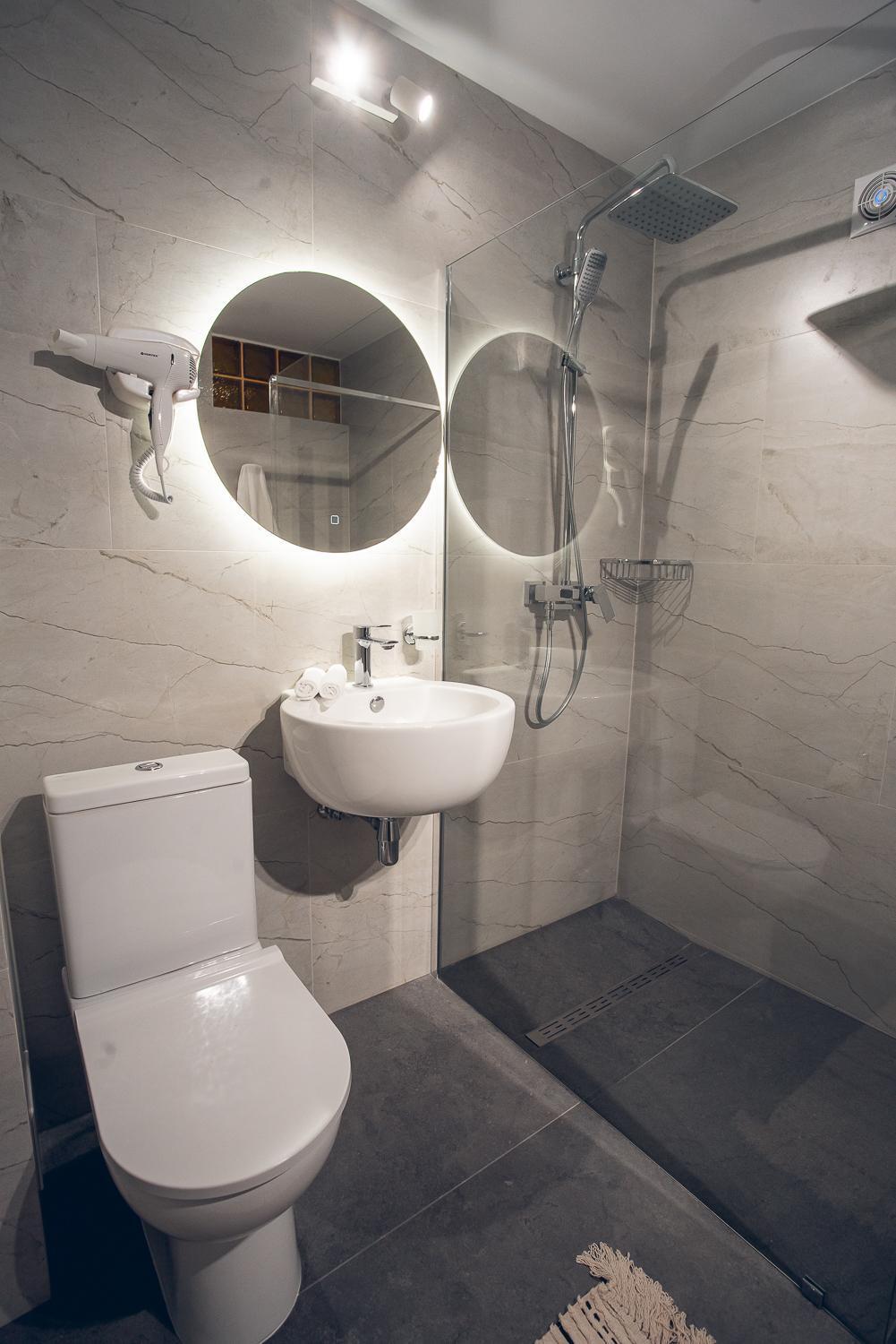צ'יסינאו Apart4You Hotel מראה חיצוני תמונה