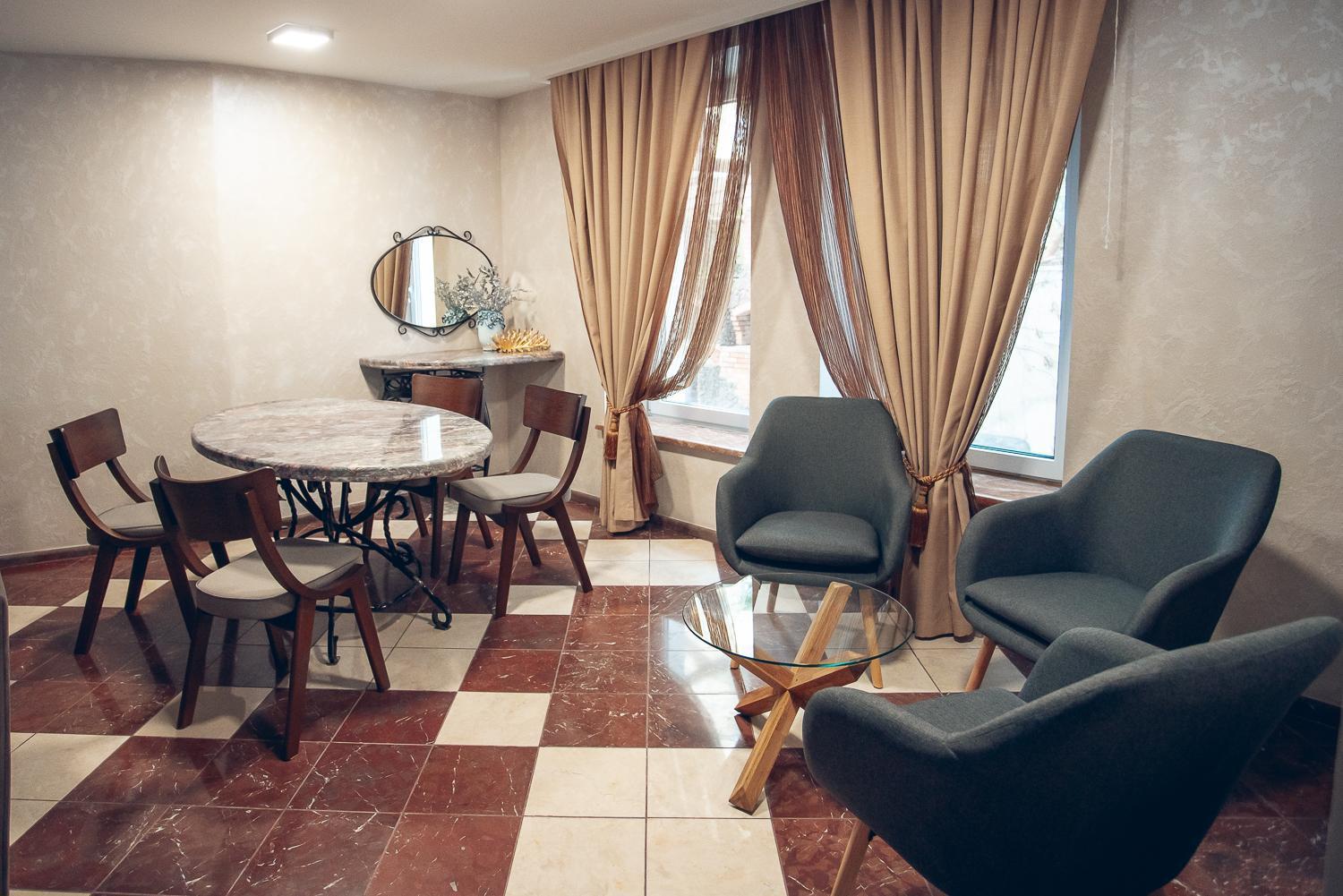 צ'יסינאו Apart4You Hotel מראה חיצוני תמונה
