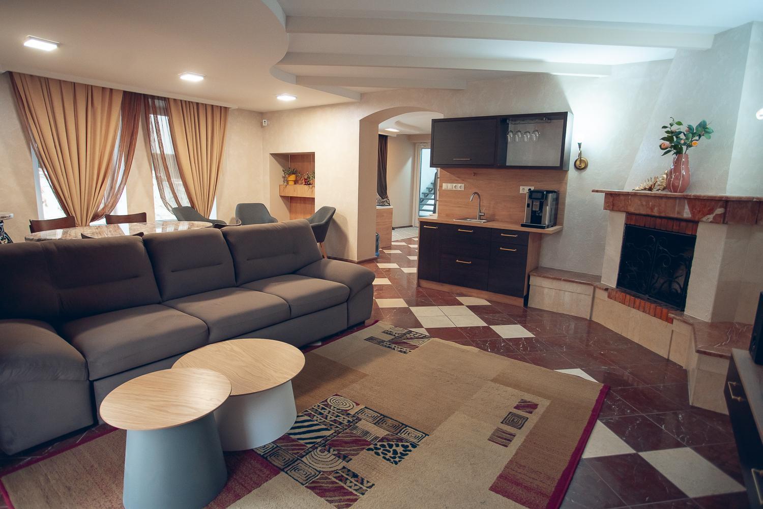 צ'יסינאו Apart4You Hotel מראה חיצוני תמונה